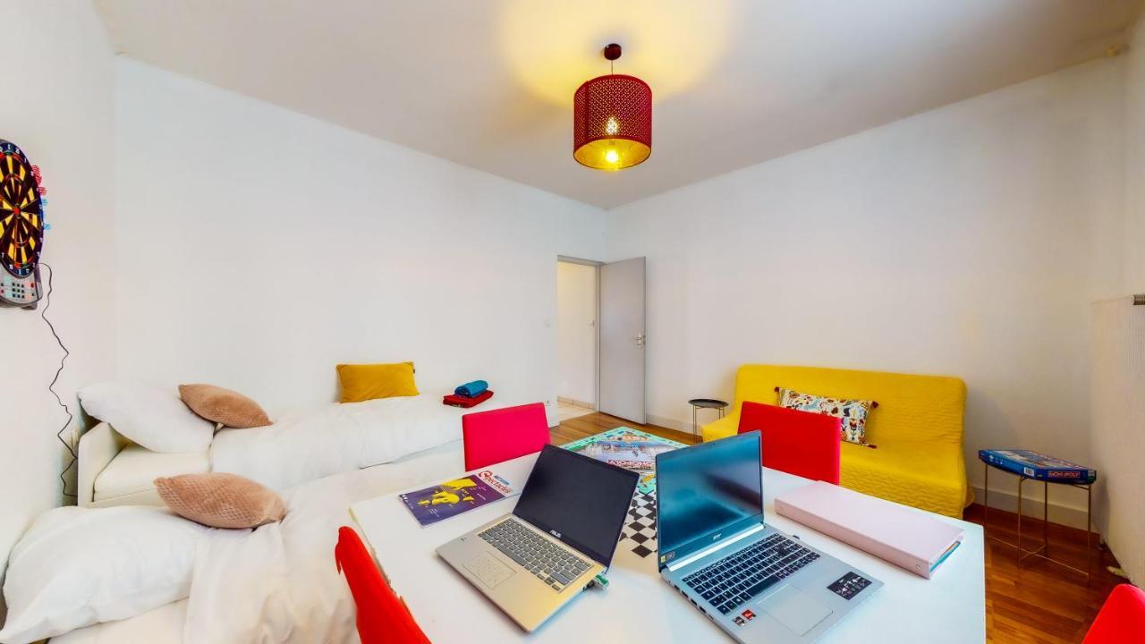 Thermal A 2 Min -le 1909- 8 Pers- Parking Chez Julie Appartement *